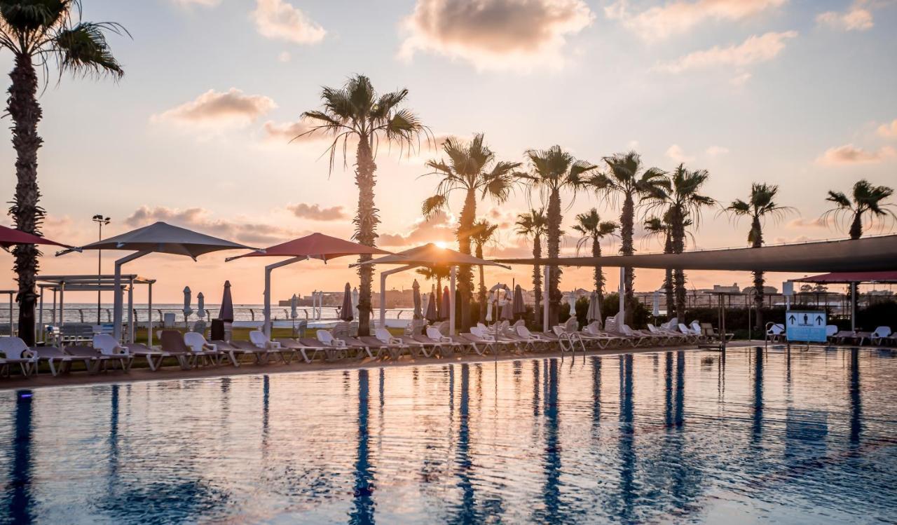 Palm Beach Hotel Akko Exteriör bild