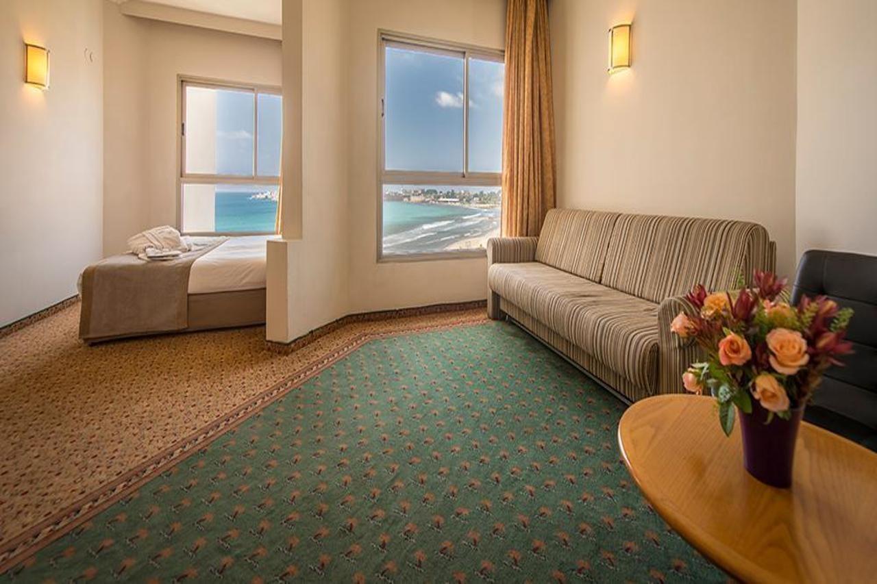 Palm Beach Hotel Akko Exteriör bild