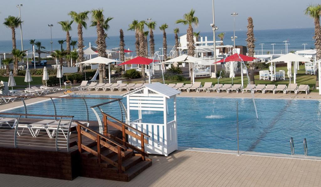 Palm Beach Hotel Akko Exteriör bild